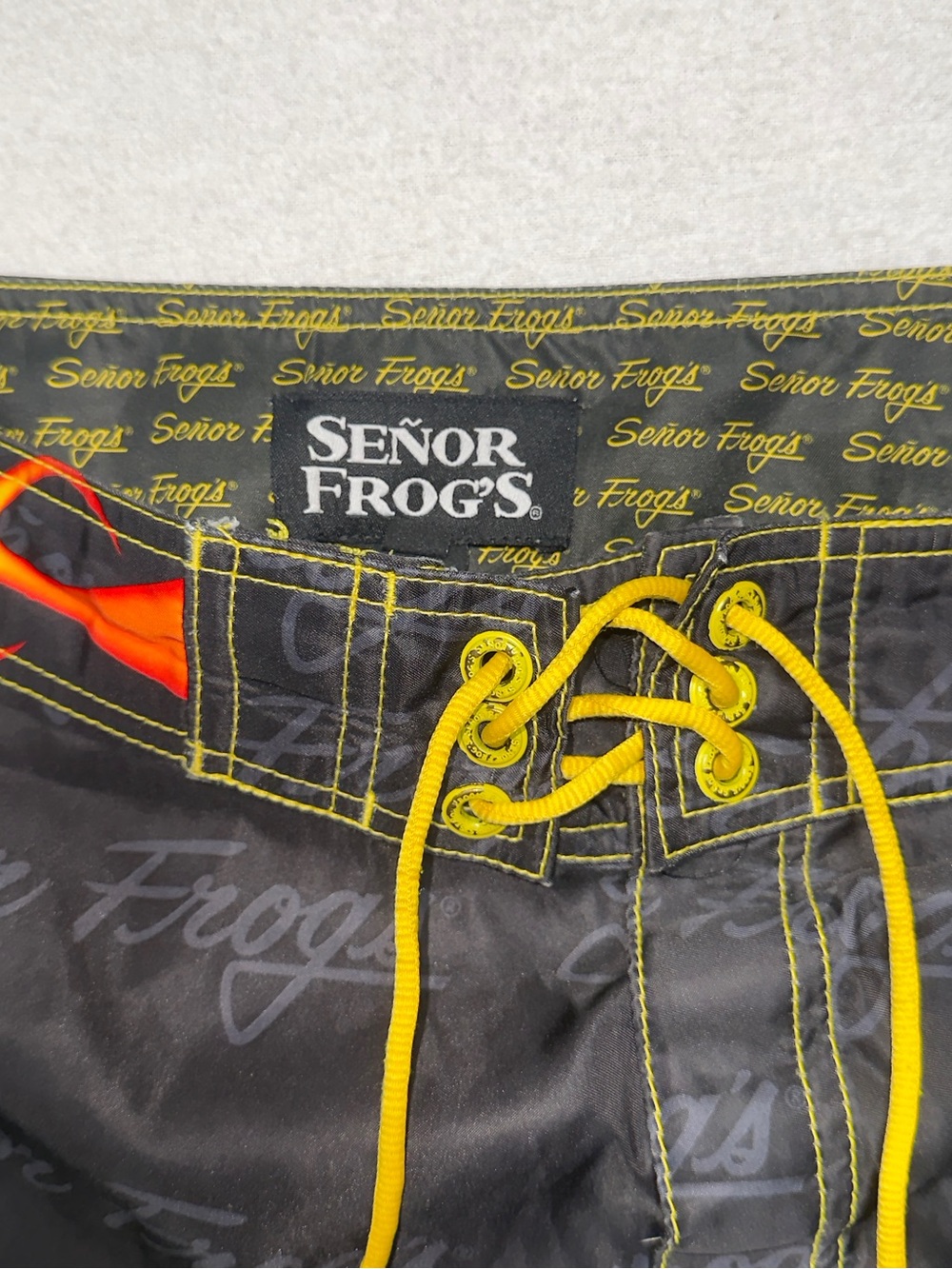 Y2K flame board shorts senor frogs - Picture 3 of 8